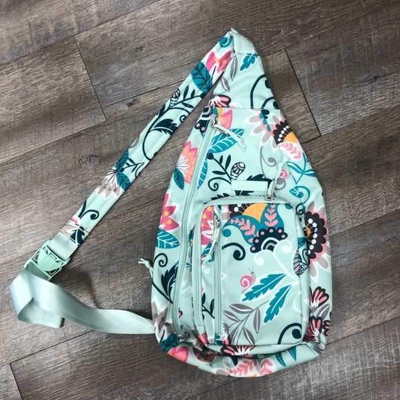 Vera Bradley Handbags - NWOT Vera Bradley Lighten Up Sling Backpack